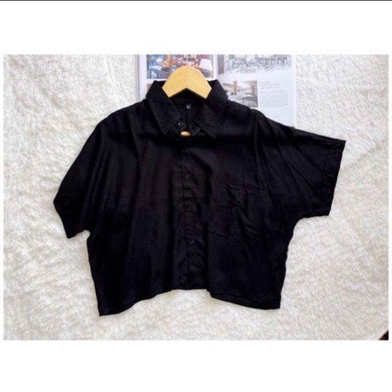 Kemeja Crop Polos Wanita