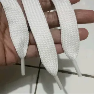 tali sepatu gemuk lebar 2 cm ujung mika