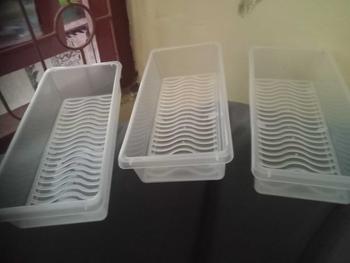 Product Review of Toples Panjang Serbaguna  Wadah Penyimpanan Spaghetti Mie Ikan Snack Makanan Plastik Dengan Roda Kamar Tidur Makanan Gaya Korea Putih from T**K 1