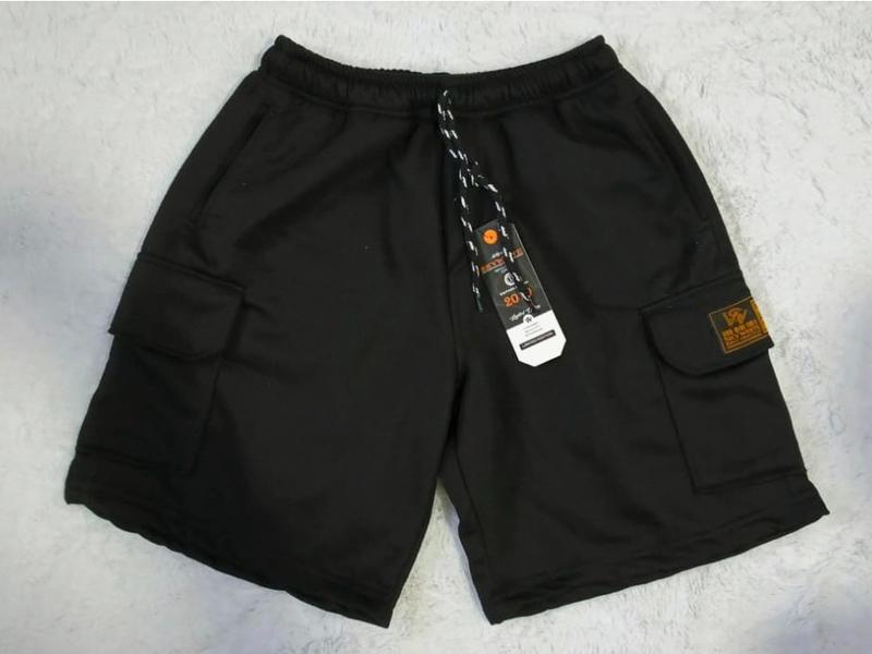 SKYWHITE celana pendek boardshort bahan fleece tebal 0
