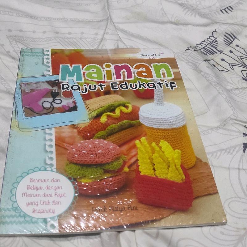 Buku Rajut original lengkap dengan pola 7
