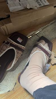 Product Review of Sandal Wanita Terbaru Kekinian 2025 Empuk Gaya Korean Style Viral from w**_ 2