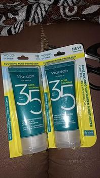Product Review of [TWINPACK] WARDAH UV Shield Acne Calming Sunscreen - Skincare from d**s 0
