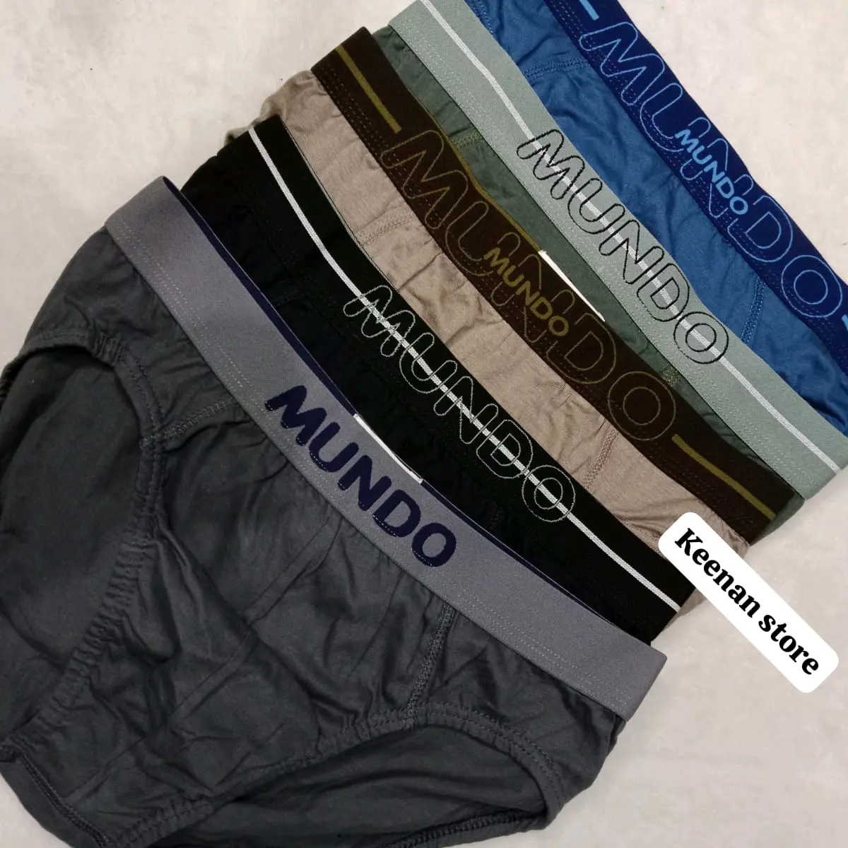 3PCS CELANA DALAM PRIA MUNDO BARANG STOK PABRIK BAHAN KATUN ADEM DAN NYAMAN DI PAKAI/READY  UKURAN M.L.XL.
