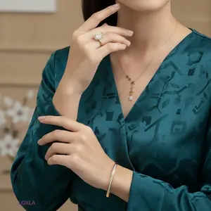Kalung Juntai Bintang, Bangle Zircon Satu Baris dan Cincin Bunny Permata Adjust Gold Titanium untuk Sehari Hari Loxla