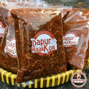sambel pecel pedas,manis,gurih,BEST SELLER cita rasa khas jawatimur.... di buat dari bahan pilihan  kacang, bawang, cabe gula, garam, daun jeruk.