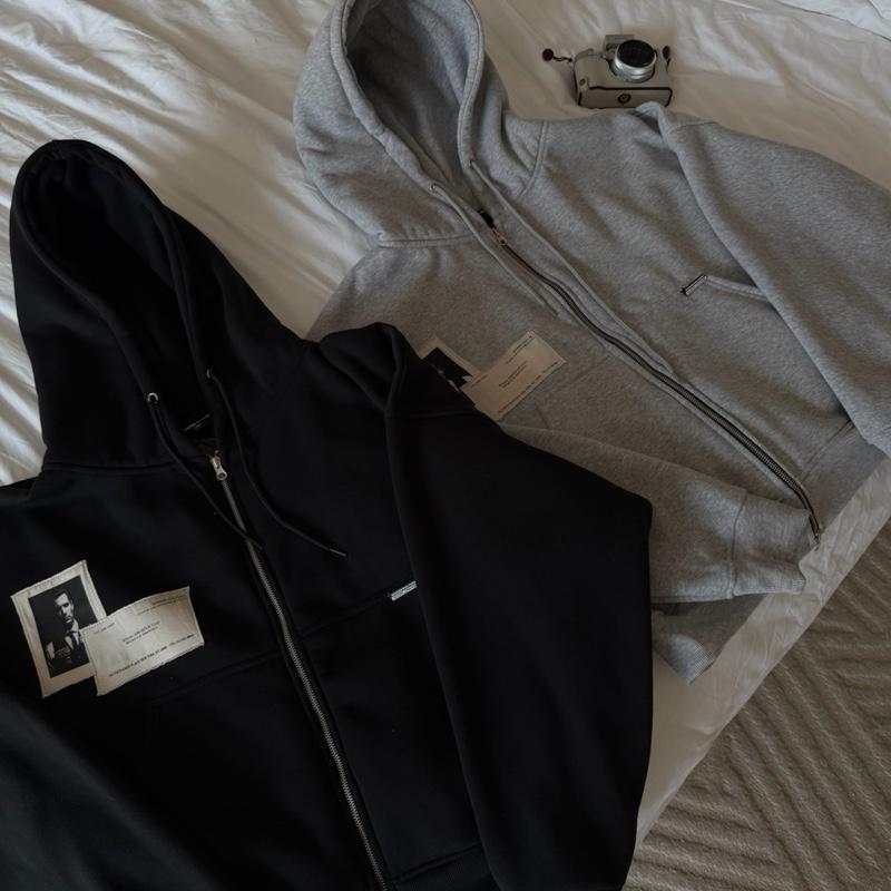   DEAL MỞ BÁN  GALLERY HOODIE ZIP - Áo khoác nỉ bông dây kéo kim loại  Có túi trong  Whose Studio 