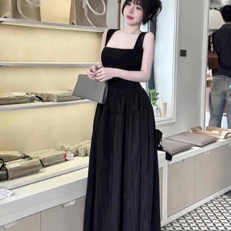 D27 Đầm body hai dây cổ vuông dáng xoè dài Chất thun tăm lạnh 2 lớp có mút phối tùng dưới lụa gió mềm