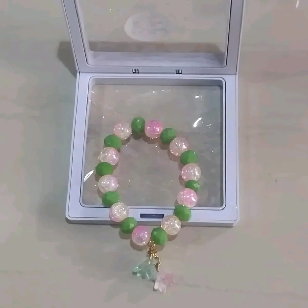 Gelang Tangan Kristal Buat Cewek - Cewek Hits Khusus Dewasa Atau Buat Anak - Anak Juga Bisa
