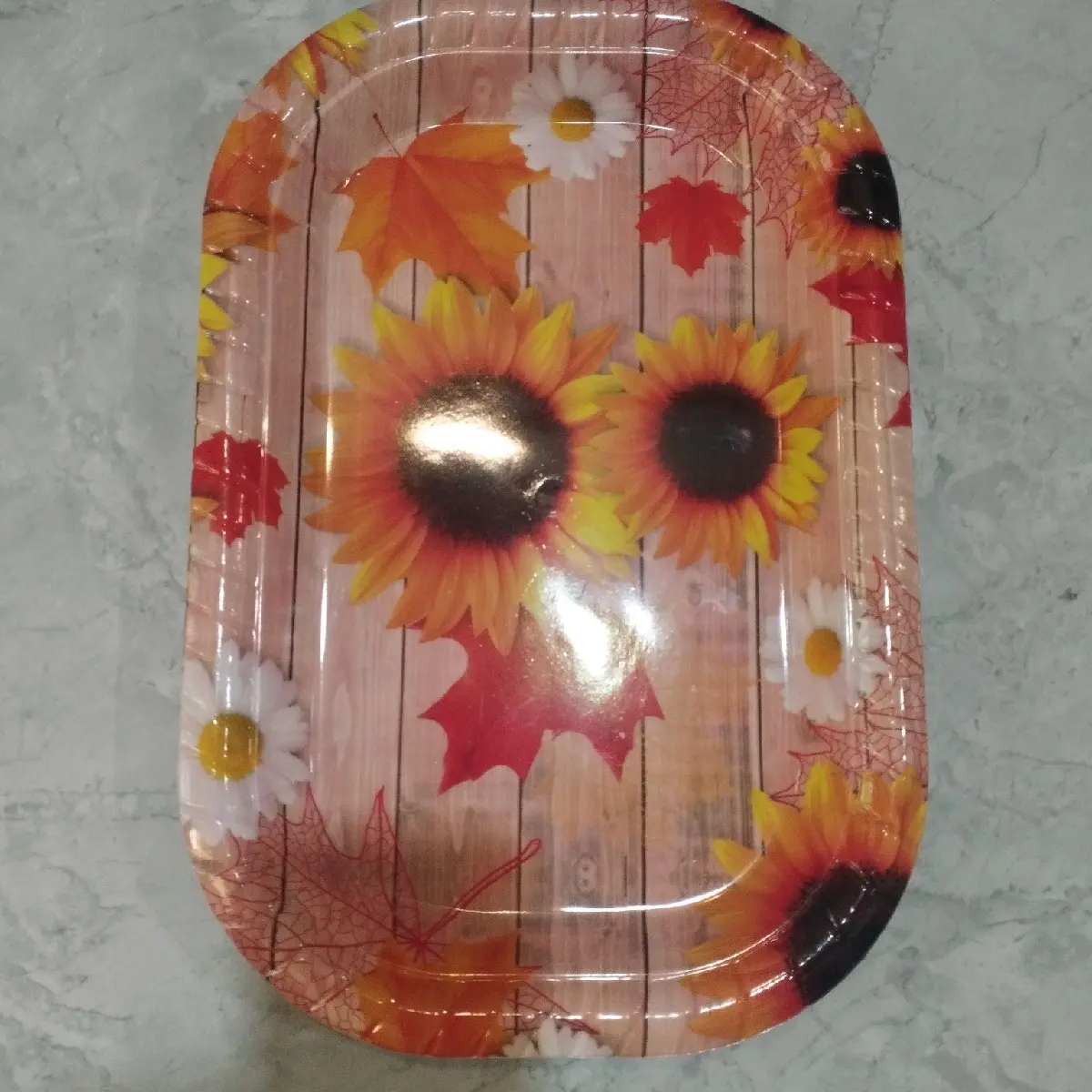 piring/nampan motif bunga  dikirim RANDOM