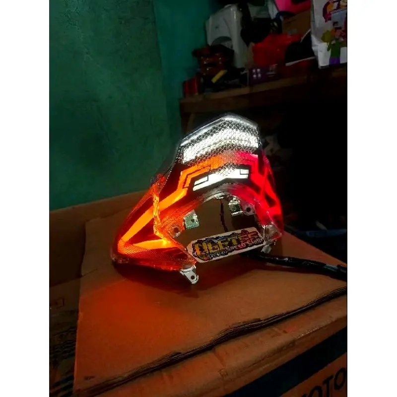 STOPLAMP HONDA VARIO 125 OLD BOHLAM CUTOM LAZY LIGHT SEIN RUNING TINGGAL COLOK STOPLAMP VARIO 125 TECHNO WELCOME RUNNING 4