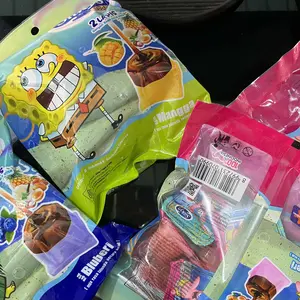 Silkys Puding 2Lapis 40PCS+10PCS FREE Total 50PCS Jelly Puding Karakter SpongeBob SquarePants Rasa Mangga Blueberry Strawberry Halal Manis - Food