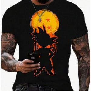 Esta nueva camiseta de Dragon Ball, diseñada específicamente para fans de Goku, tiene un toque de estilo urbano mexicano y es el regalo perfecto para los amantes del anime. Es perfecta para el día a día, para la vuelta al cole y para fiestas, y es apta ta