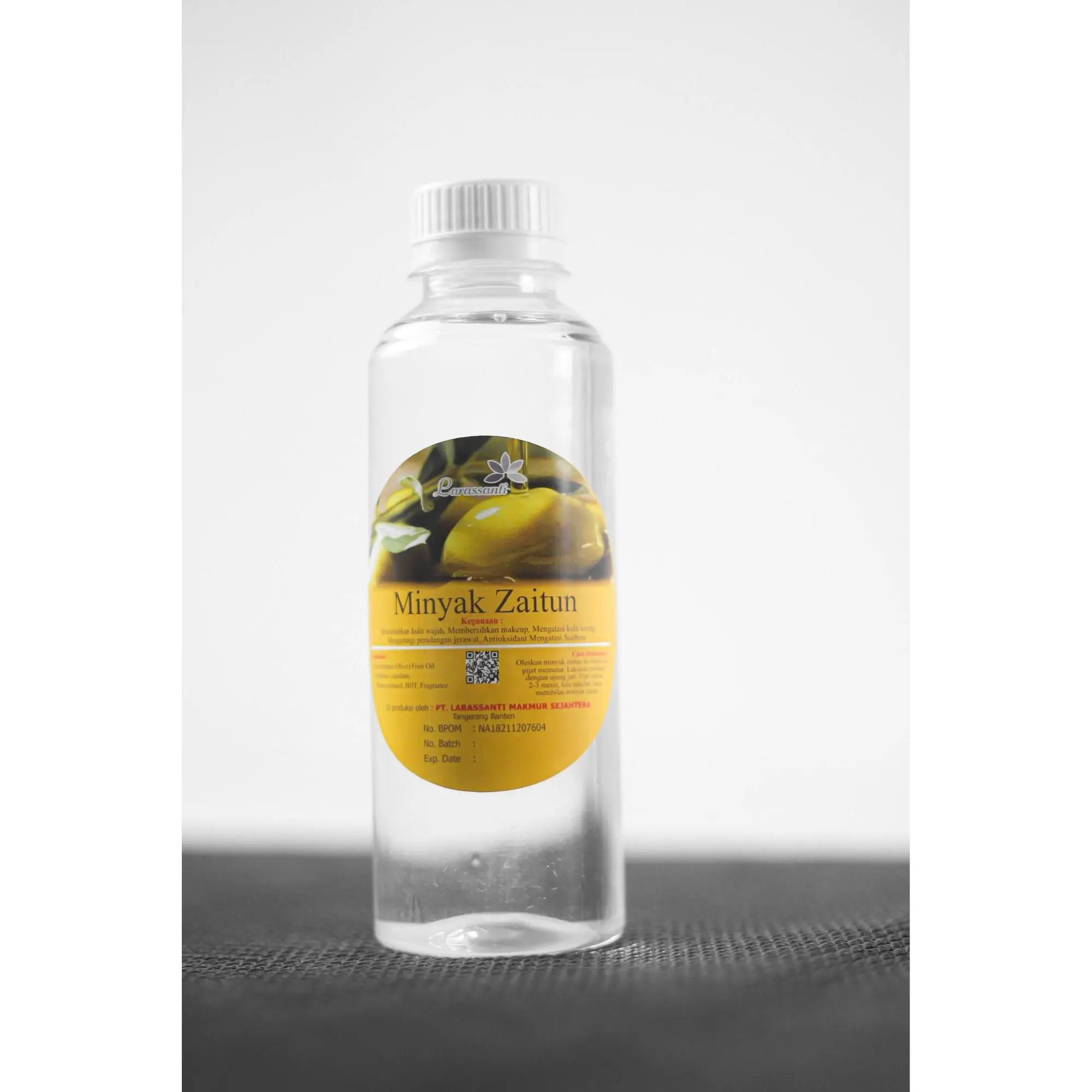 MINYAK ZAITUN MESSAGE OIL LARASANTI JASMINE VANILLA 250ML PUTIH / ZAITUN MASSAGE OIL / MASSAGE OIL / SPA OIL