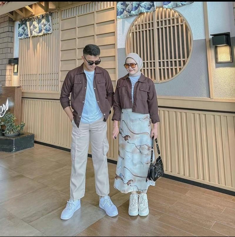 Product Introduction of Set Couple Pasangan Dapat 2 PCS Semi Parka Korean Style 6