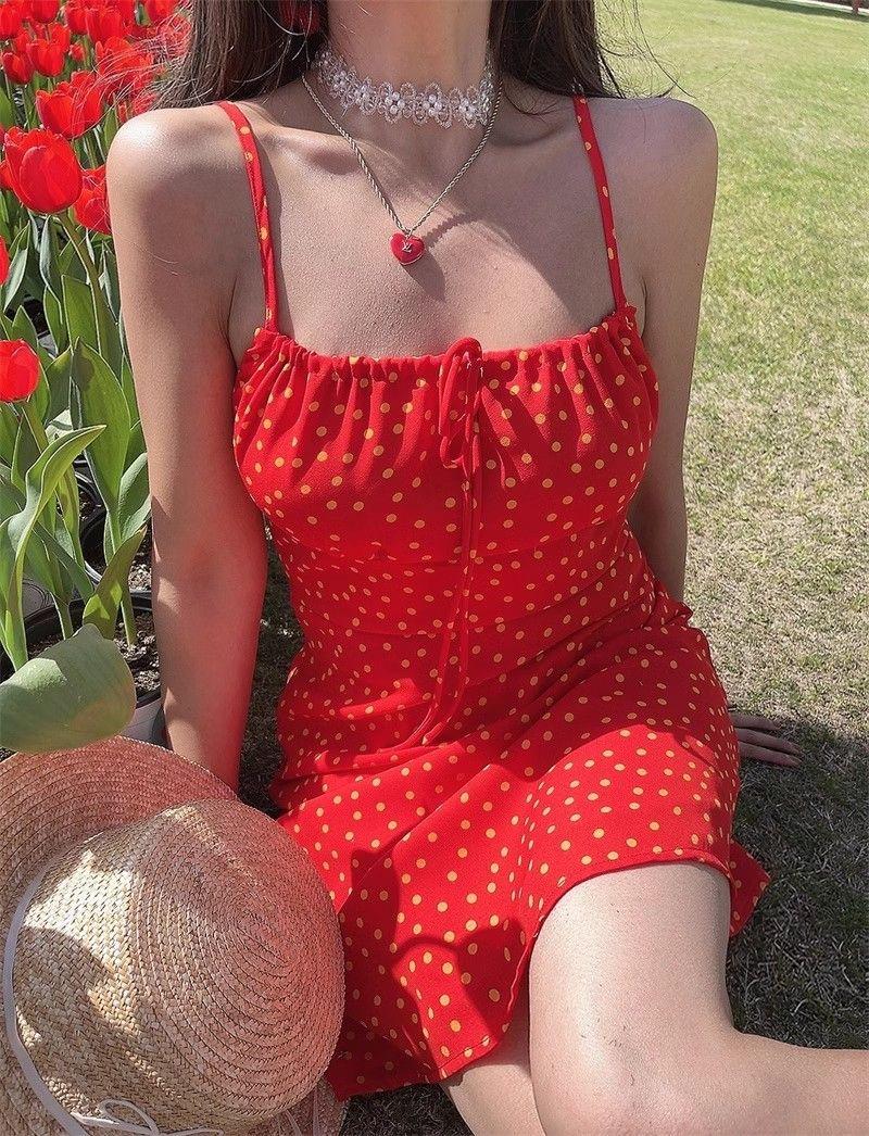 Product Introduction of Casual and fashionable camisole dress for women, summer niche new style temperamentBroken flowers dress, easy to match Womenswear Lingerie Comfort Floral 3
