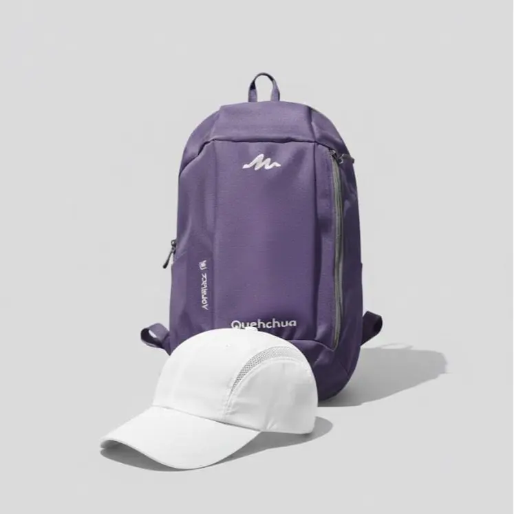 Tas Ungu, Topi Putih