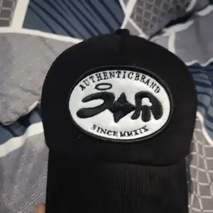 JDMCAPS - Topi Trucker Corduroy Hitam Visor Pendek Suede Hitam Bordir Authentic JDM Pria Wanita