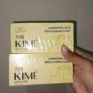 [BUY 2 BOX GET 4 BATANG FREE JARING] KIME Luminizing Jeju Brightening Soap 200Gr | Volcanic Ash Charcoal Niacinamide Collagen | Sabun Pemutih Badan Wajah Glowing Pencerah Tubuh Muka Kulit Kaki Tangan Ketiak Whitening Booster Eksfoliasi Flek Hitam