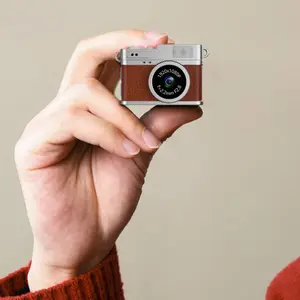 Mini Camera 1080P Pocket Video Recorder with LED Flash Light Vintage Camera for Travel Gift for Kids Students