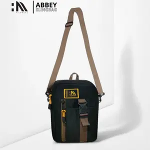 HIGHMORE ABBEY - Tas Selempang Bahu Pria Slempang Kasual Model Simpel Slingbag Canvas Hitam