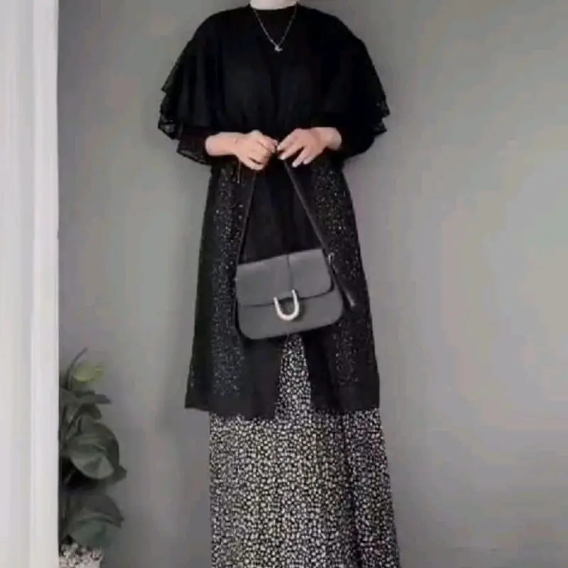 SET OUTER BRUKAT 3 IN 1 ROK PLISKET MOTIF BUNGA / OUTFIT WANITA REMAJA MASA KINI Hitam 0