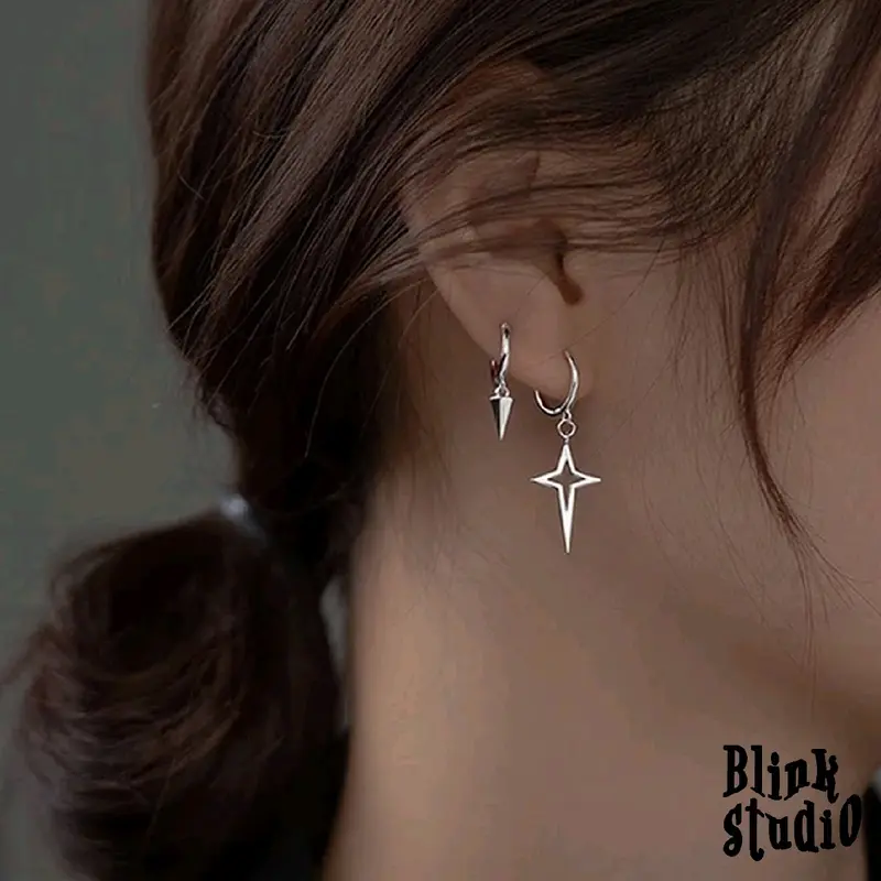 devanka earring - (anting tindik) model bintang dan geometri kerucut / set 2pcs bahan titanium anti karat cocok untuk pria maupun wanita anting  bintang cowok bintang y2k 3
