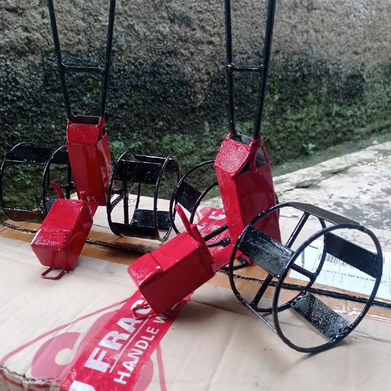 MAINAN TRAKTOR ANAK MINIATOR TRAKTOR BAJAK SAWAH / MAINAN TRAKTOR 3