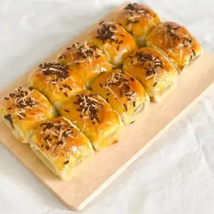 Bolen pisang coklat keju lumer isi 8 pcs