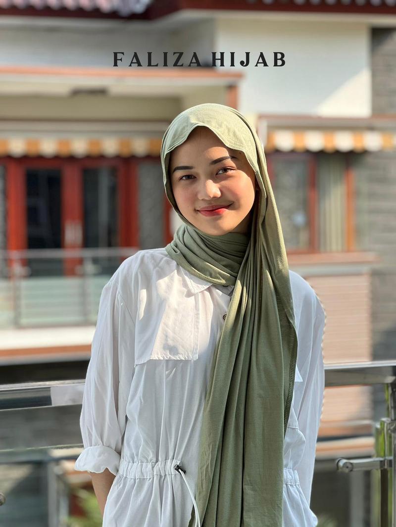 Product Introduction of FALIZA Hijab Pashmina Kaos Rayon Premium 6