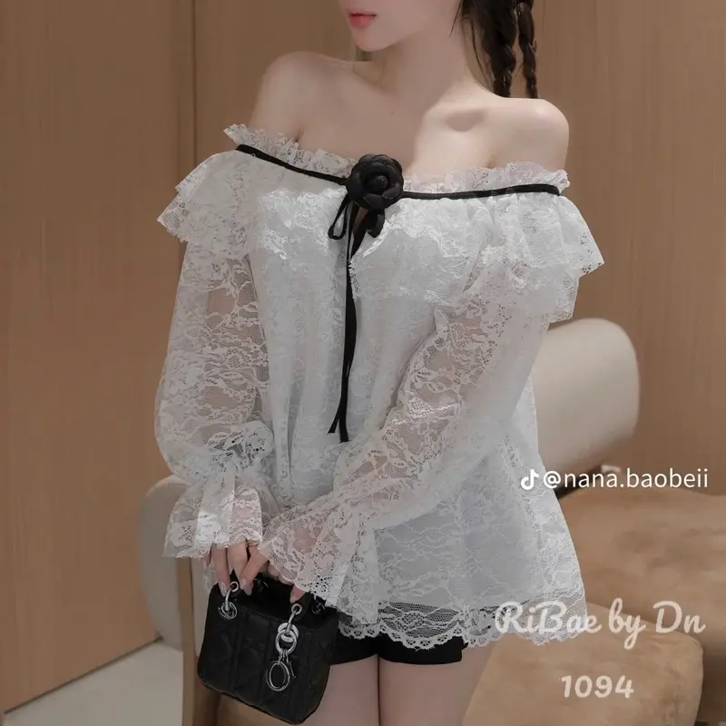 Set Áo trễ vai ren kèm hoa siêu xinh+ quần sooc mặc đi chơi đi dự tiệc cưới đều xinh chuẩn mẫu mặc