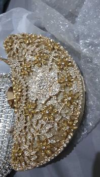 Product Review of Tas Pesta LYDIA Embellished Crystal Box Clutch Wanita from I**a S**i I**l R**g 0