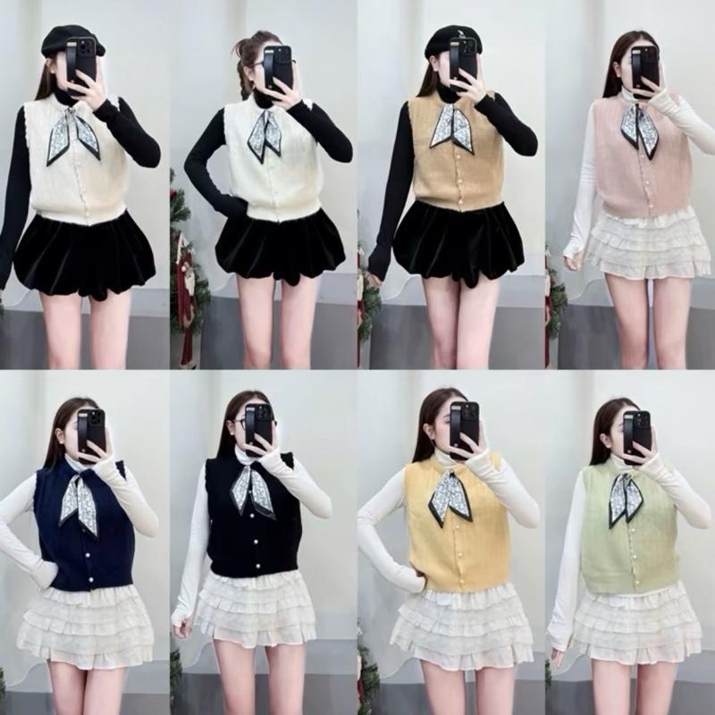  Áo gile len nữ kèm KHĂN LỤA cúc ngọc chất mềm. 