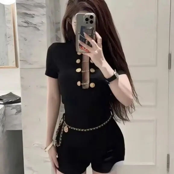 [ĐI HÀNG LUÔN] Áo thun đính nút và xích - Áo thun (TAY DÀI, TAY NGẮN) chất thun cotton borip mềm | BigBuy360 - bigbuy360.vn