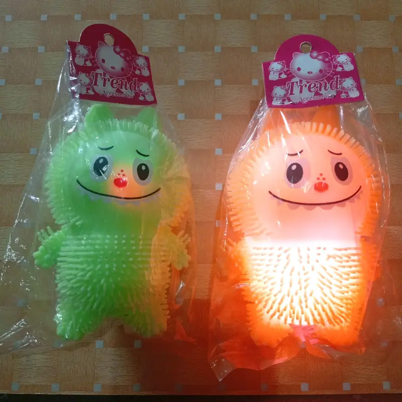 boneka karet labubu nyala 3