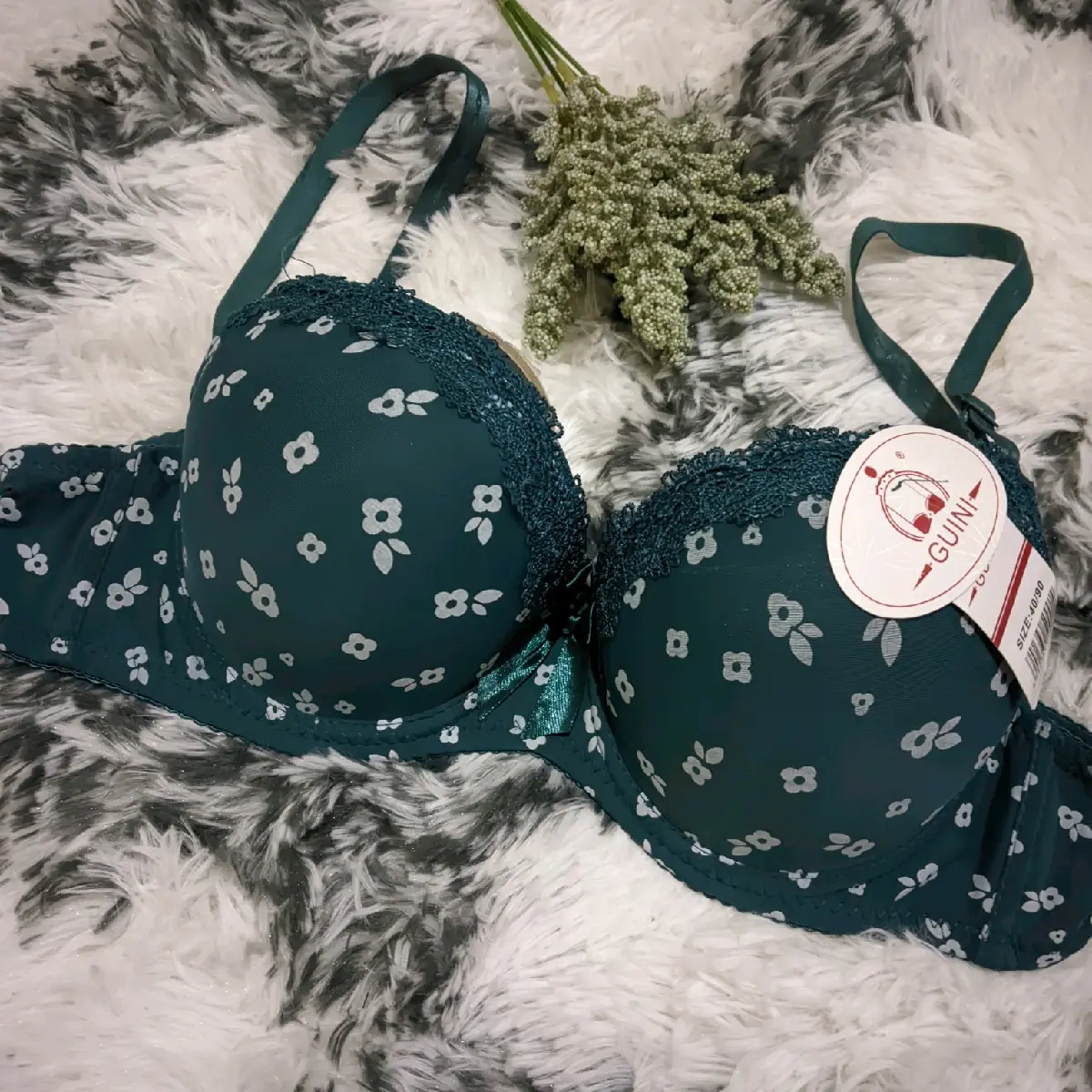Bh Wanita Dewasa Kawat Busa Tebal Kancing Kait  3 Cup B to C Push Up Bra Super Tebal Bra Bh Cantik Motif Renda Beha  Lembut Nyaman