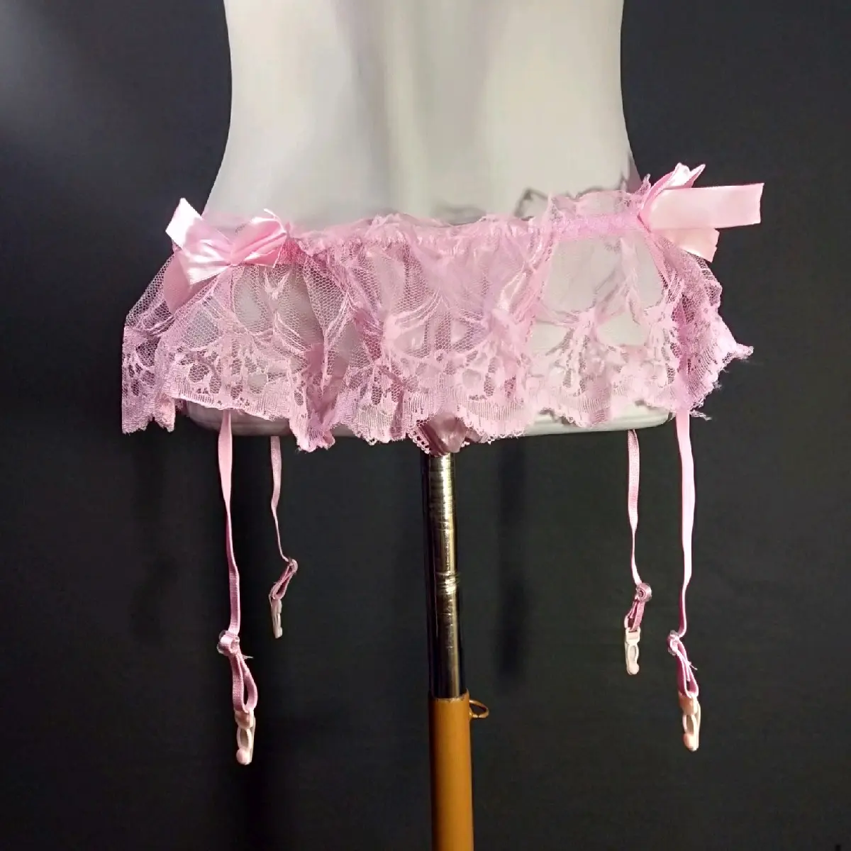 G-string Celana Dalam Wanita With Garter Belt Erotis