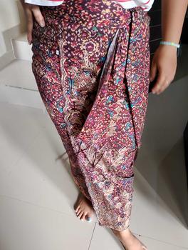 Product Review of kamen patra bordir strech (bawahan n ikat pinggang) from M**a 1
