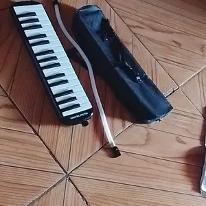 PIANIKA MELODICA ORIGINAL TAS COVER HITAM DAN MERAH 32 KEY MURAH