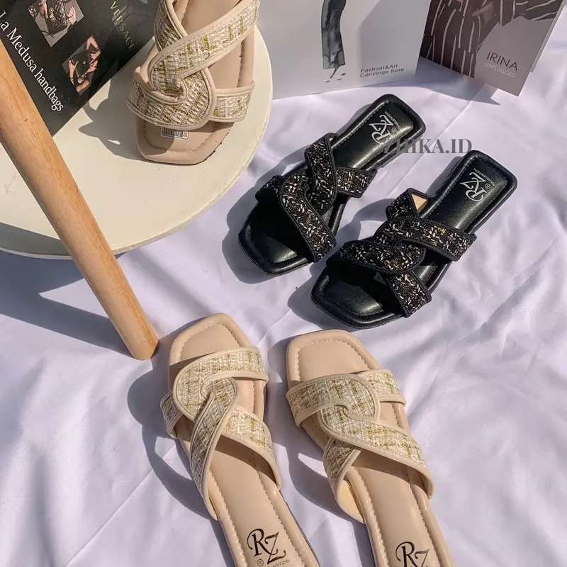 Sandal Teplek Wanita Sendal Cewek Super Empuk Sandal Kasual Trendy Hitam Krem ringan manis selop Shoes 6