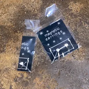 ANTING MAGNET PERMATA PRIA WANITA SILVER KOREAN STYLE