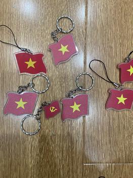 Product Review of Móc khóa in hình cờ Tổ Quốc, cờ Đảng, tiêu ngữ Việt Nam in UV màu mica siêu bền from 💜**A N**🩵 0