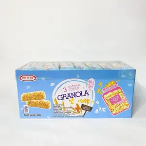 Sweet Granola Oatmeal 1 Box isi 60 pcs Lebih Banyak Camilan Sehat Enak Praktis Original Susu Coklat Strawberry BPOM RI Diet Sarapan Sehat sereal
