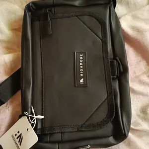 Promo Exclusive Original Highmore Pria Hitam Maximoff Clutchbag Handbag Tas Selempang Pouch Unisex