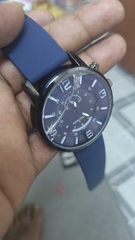 Product Review of Jam Tangan Lelaki, Bahan Silikon, Dail Besar, Jam Tangan Kuarza, Reka Bentuk Mudah, Jam Tangan Kasual, Sesuai sebagai Hadiah untuk Kegunaan Harian, Reloj Lelaki, Jam Watches from m**u k**✅ 0