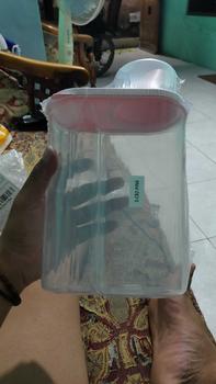 Product Review of FOCAT Toples Makanan Kucing C82 PP Food Grade dengan Tutup Gelas Takar - Varian Warna Putih Biru Penyimpanan Pink Plastik Wadah from A**a 1