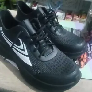 Lateny  Sandal Sepatu Olahraga Pria Bahan Karet EVA Kets Luar Ruangan Elastis Empuk Antislip Dan