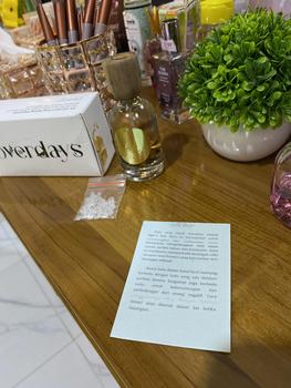 Product Review of Overdays Parfum Tanggal Lahir Wanita Batu Permata from e**a 1