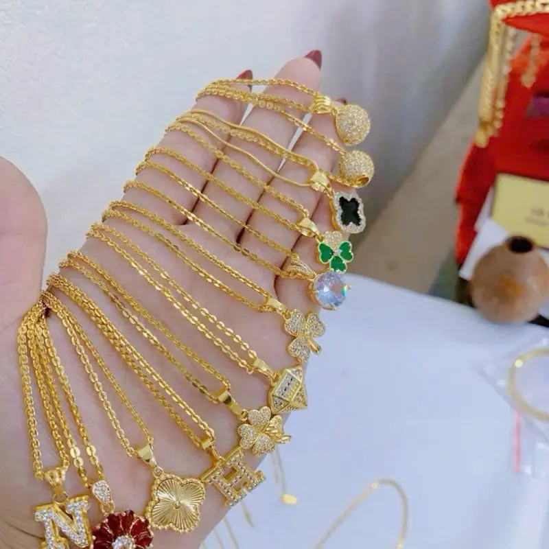 Dây chuyền làm bằng titan cao cấp không gỉ mạ vàng 18k