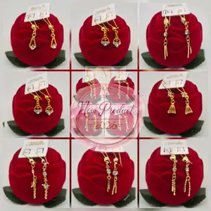 Anting Berlapis Emas Permata Ada Bandulnya Macam Macam Model Kategori Kelima
